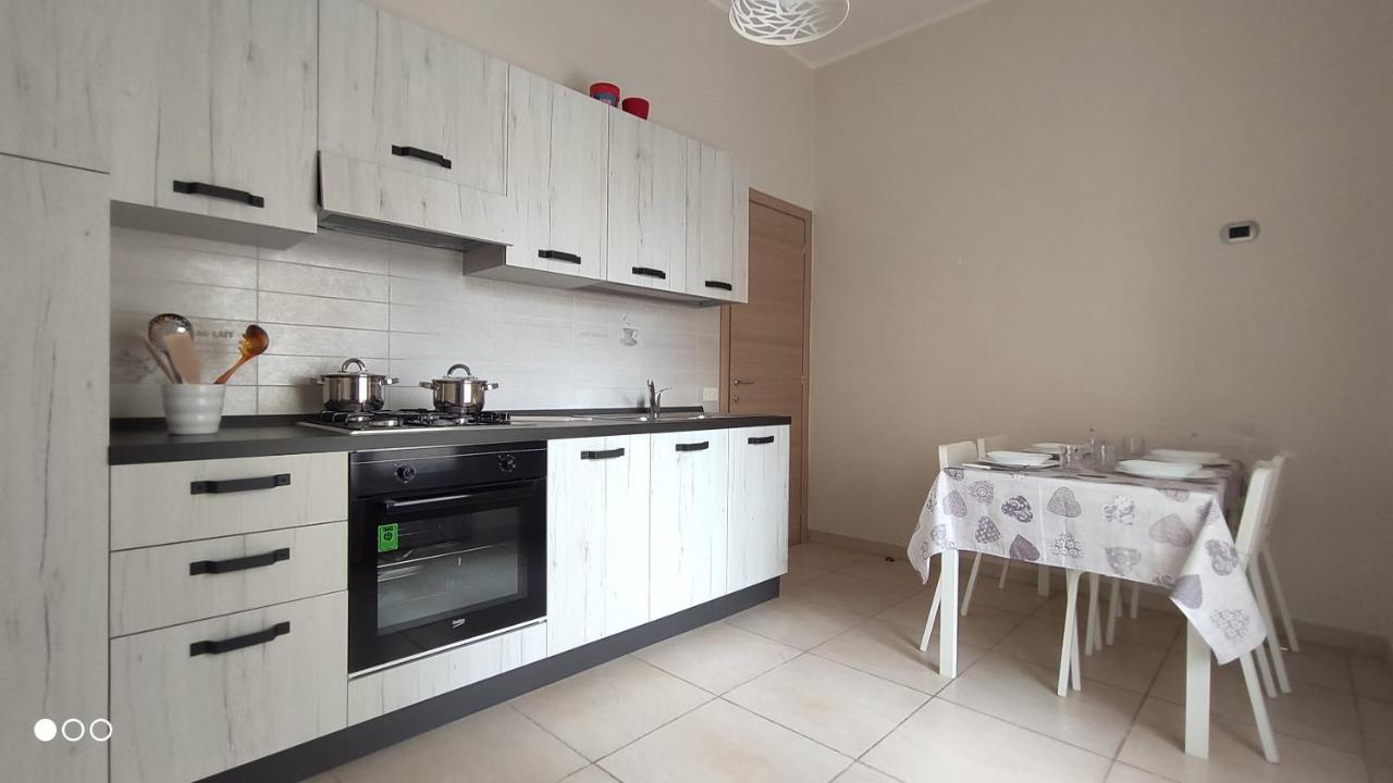 Casa Angela Apartment Salerno Luaran gambar